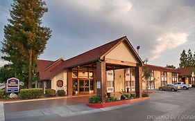 Best Western Town & Country Lodge